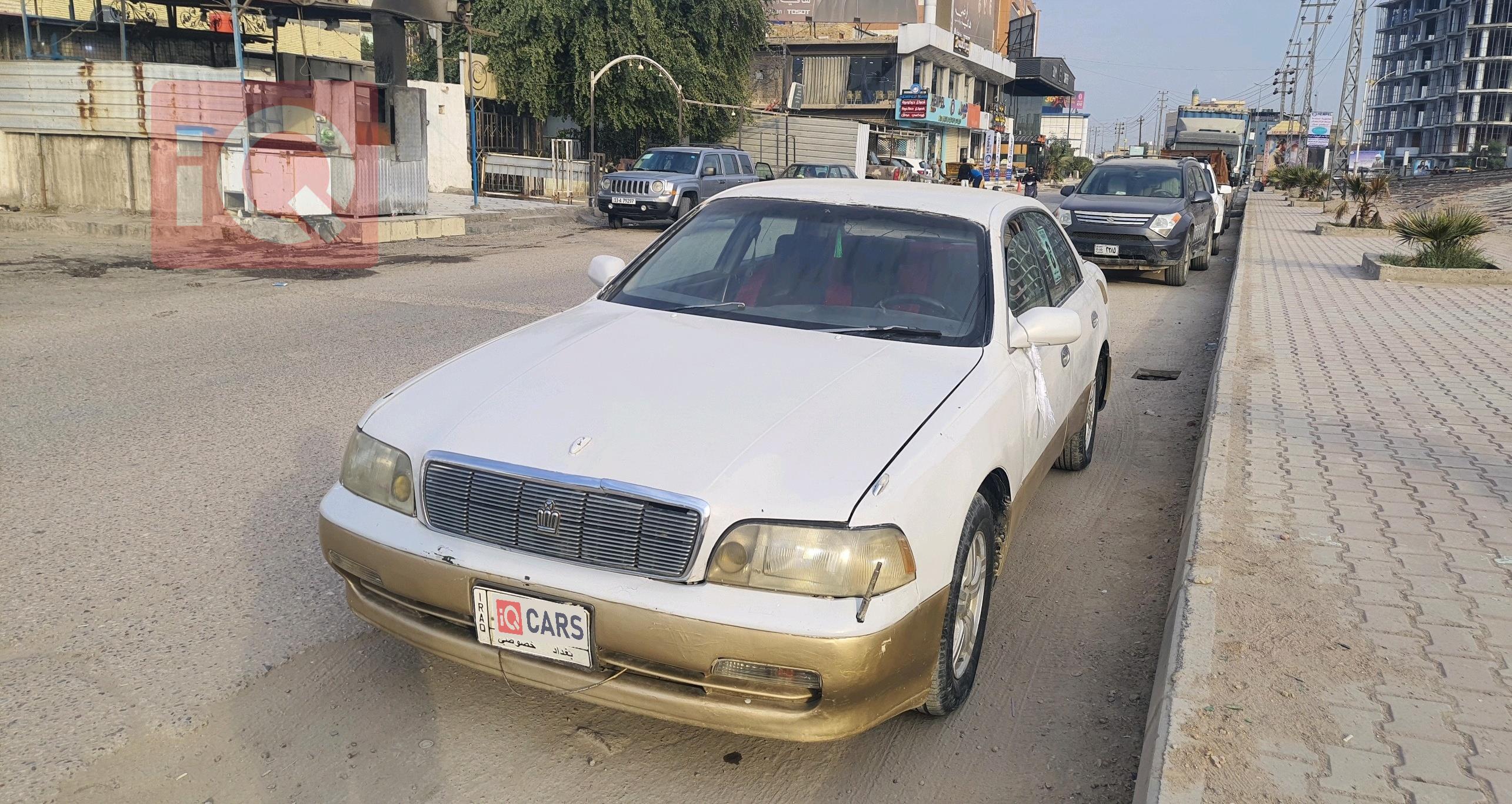 تۆیۆتا کراون